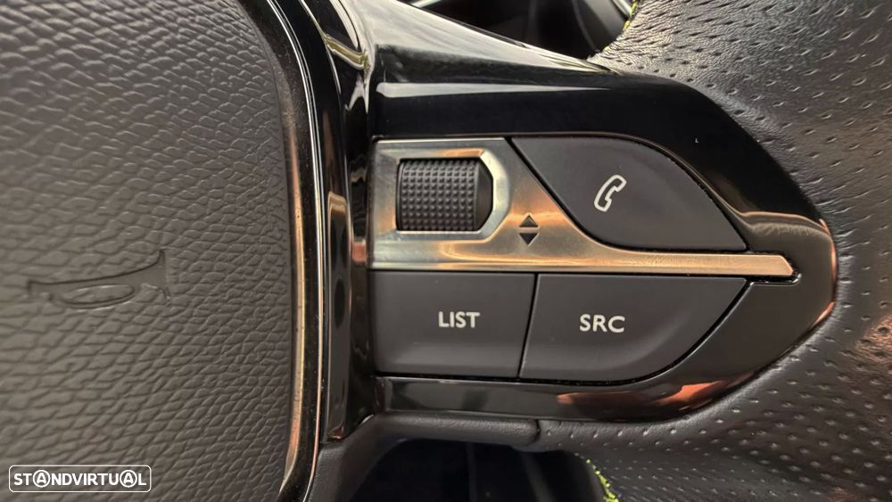 Peugeot e-2008 50 kWh GT - 21