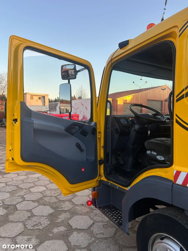 Mercedes-Benz ATEGO 815 LAWETA NA 2 AUTA / WCIĄGARKA Z PILOTEM / POMOC DROGOWA Z NAJAZDAMI / BARDZO ŁADNY STAN / OŚWIETLENIE OSTRZEGAWCZE / KABINA SYPIALNA !! - 24