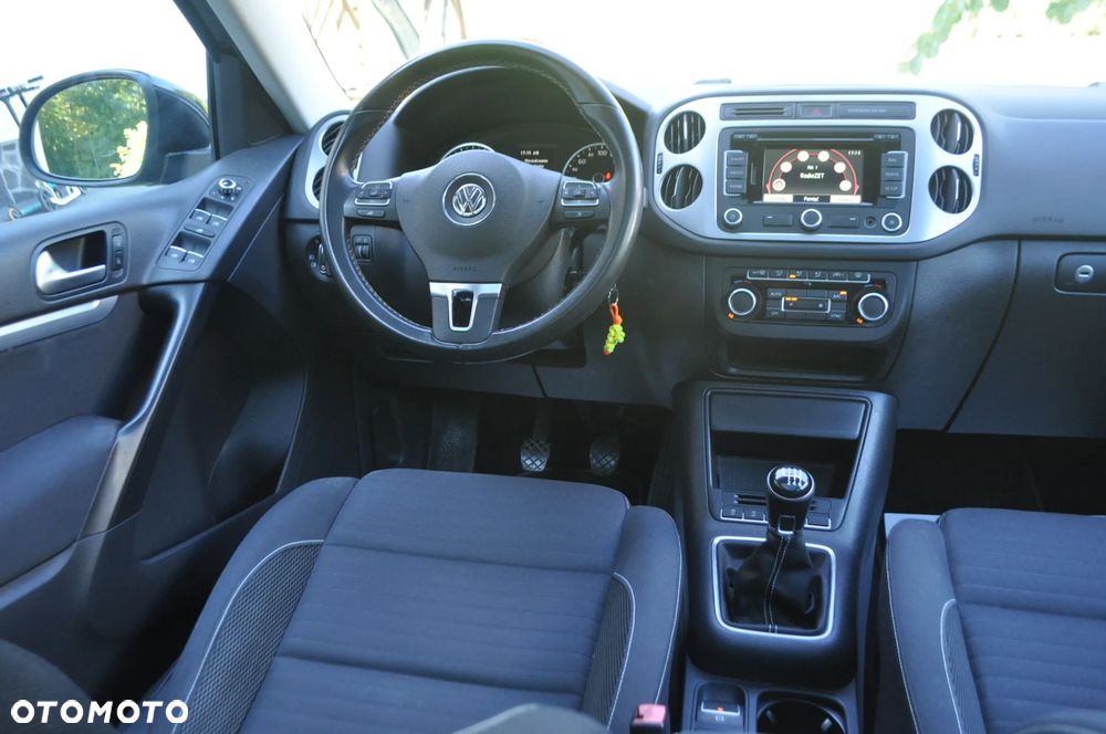 Volkswagen Tiguan 2.0 TDI DPF BlueMotion Technology Cup Sport & Style - 24