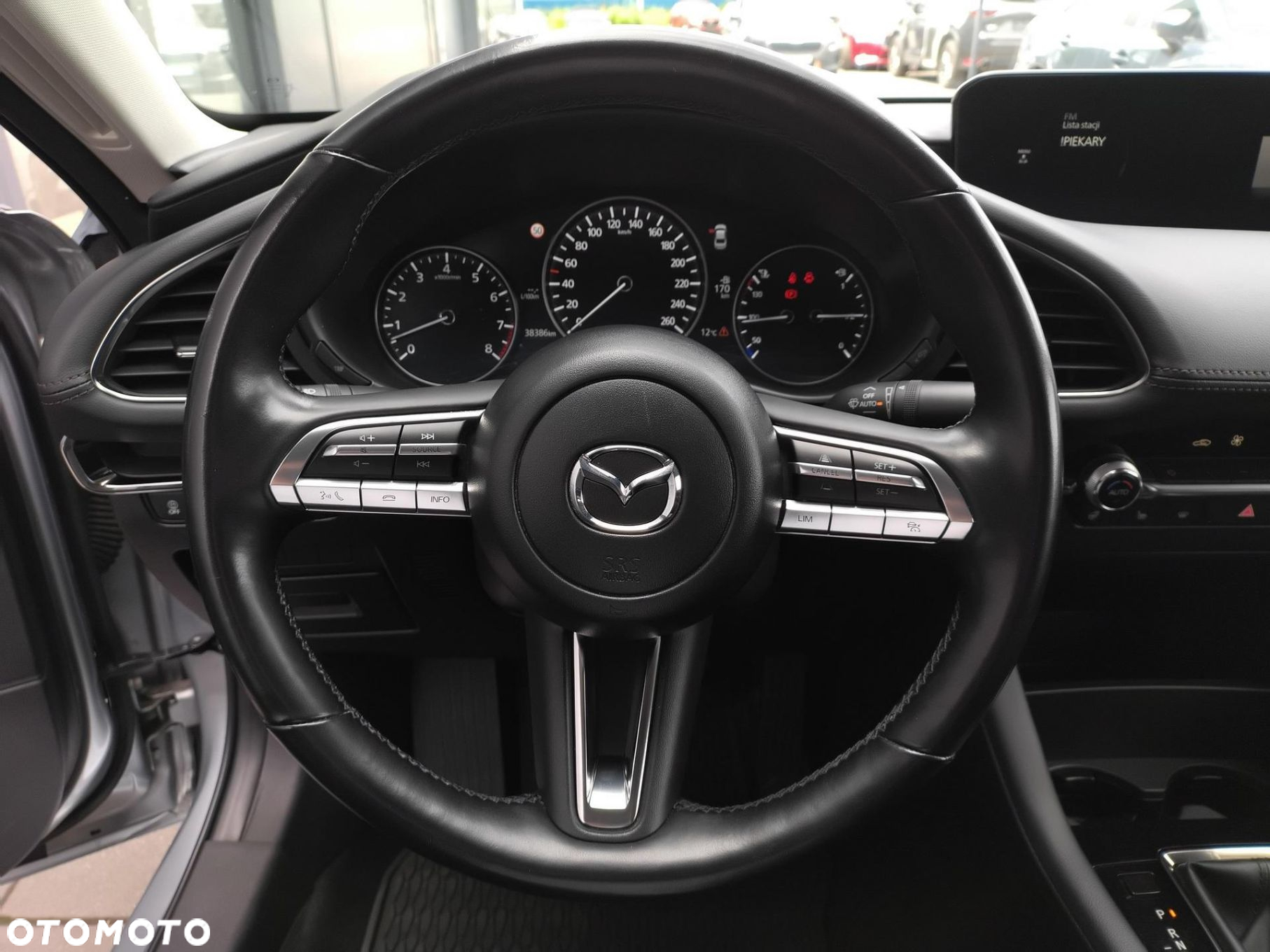Mazda 3 - 10