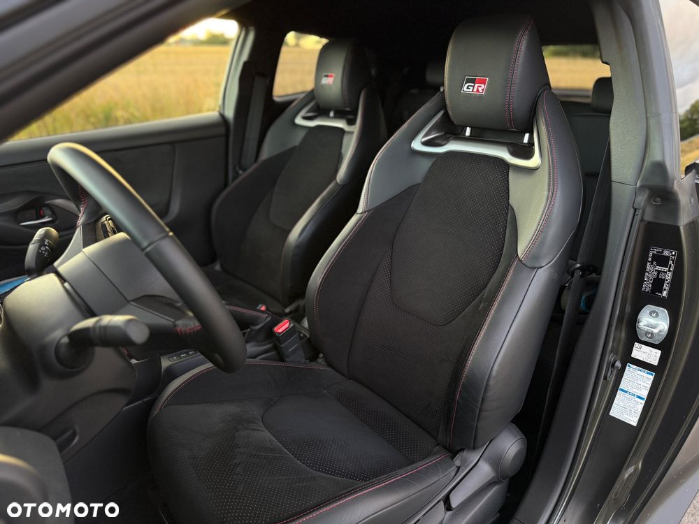 Toyota GR Yaris - 8