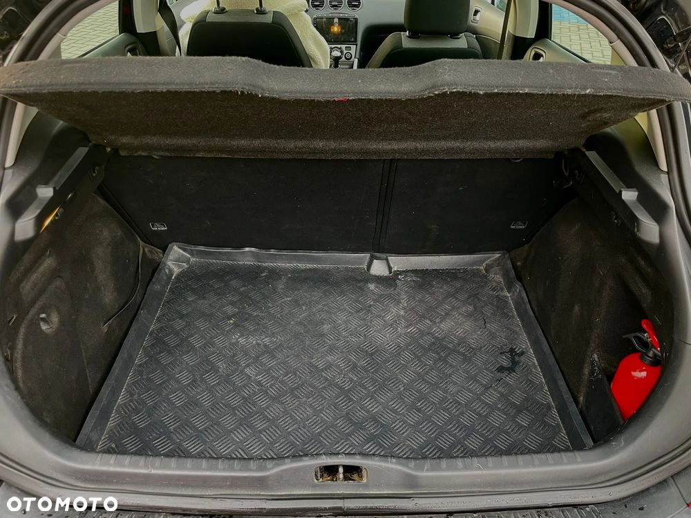 Peugeot 308 - 14