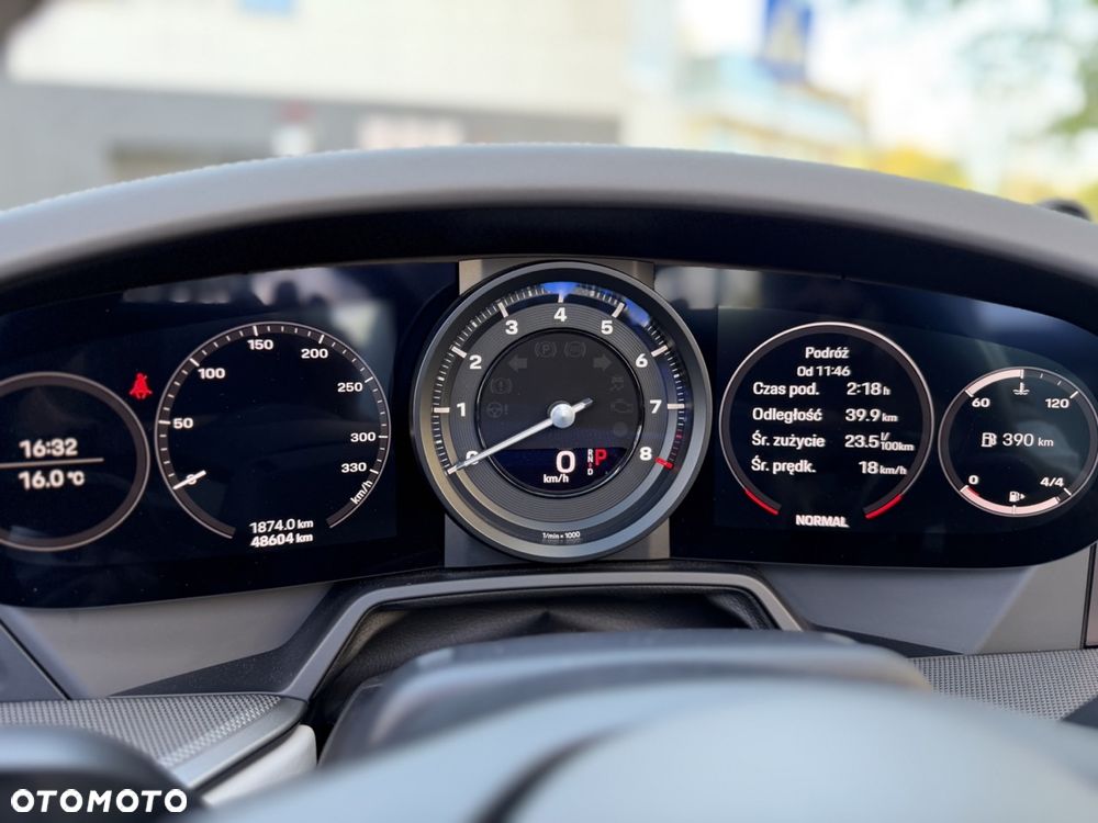 Porsche 911 Carrera 4S - 27