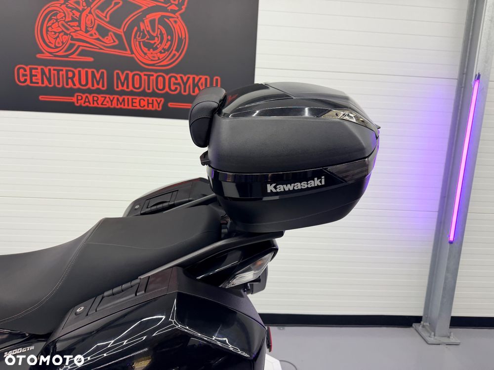 Kawasaki GTR - 27