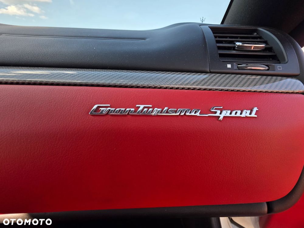 Maserati GranTurismo S Automat - 21