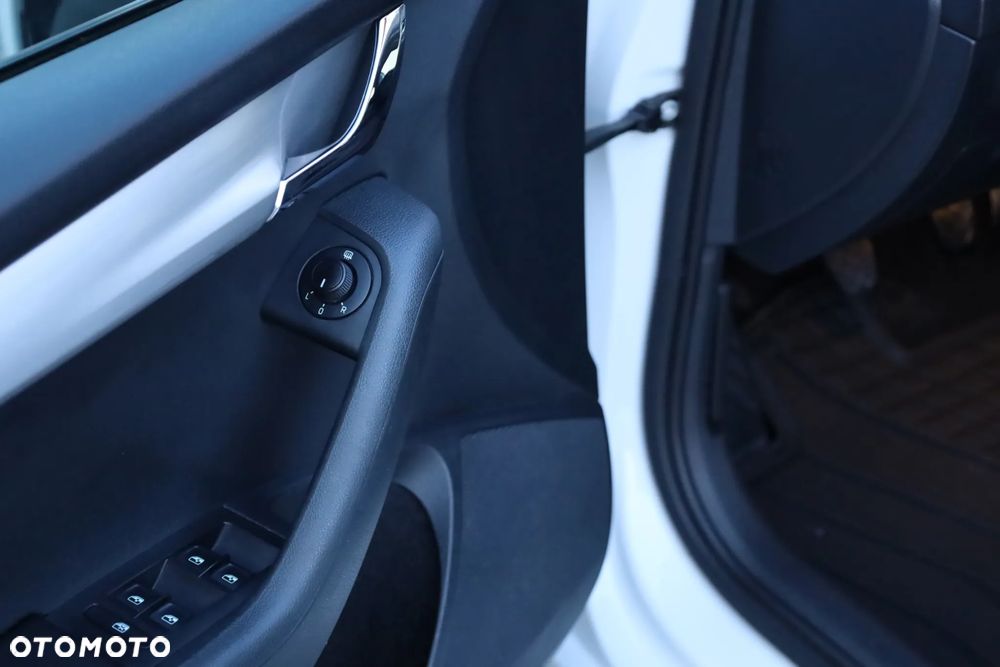 Skoda Octavia 1.5 TSI GPF ACT Ambition - 10