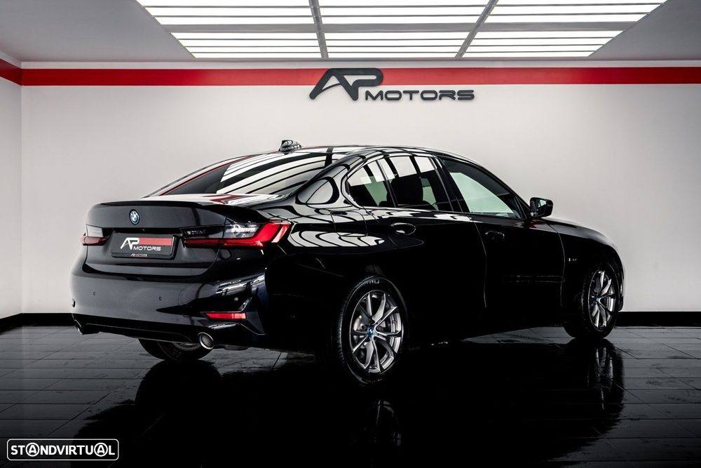BMW 320 e Pack M Auto - 11