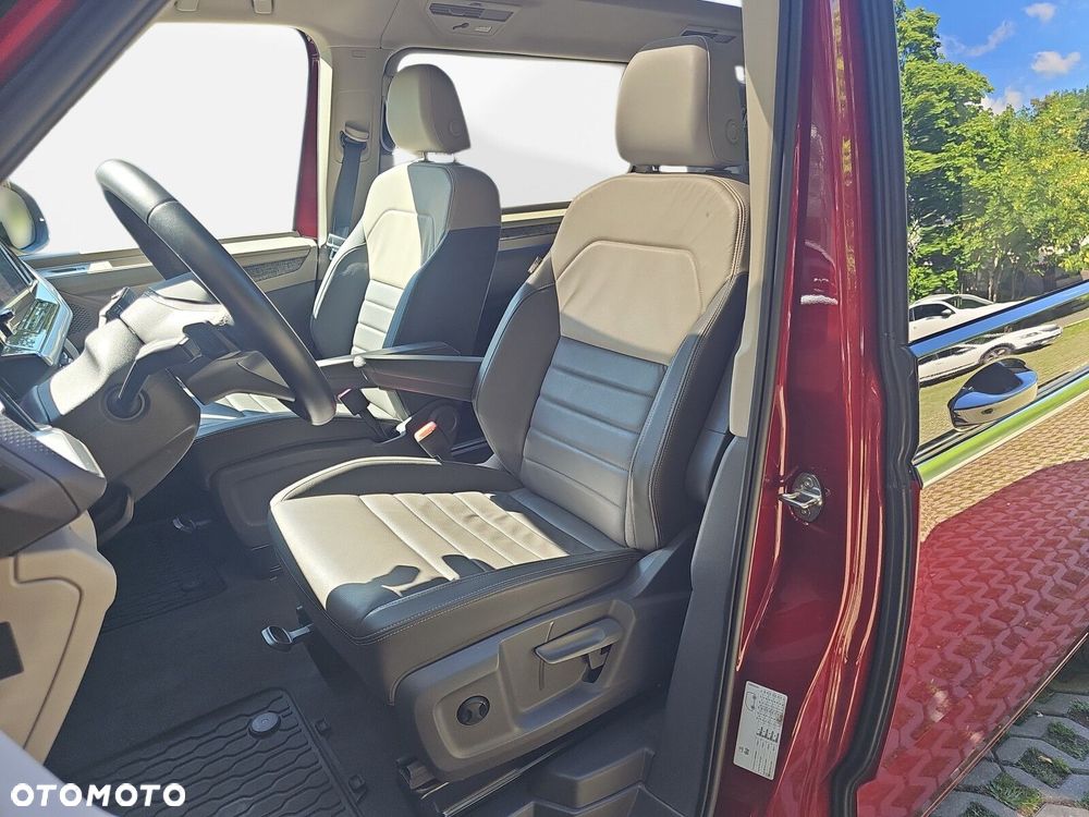 Volkswagen Multivan - 16