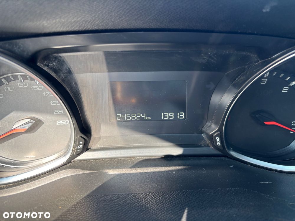 Peugeot 308 BlueHDi 100 Stop & Start Access - 9