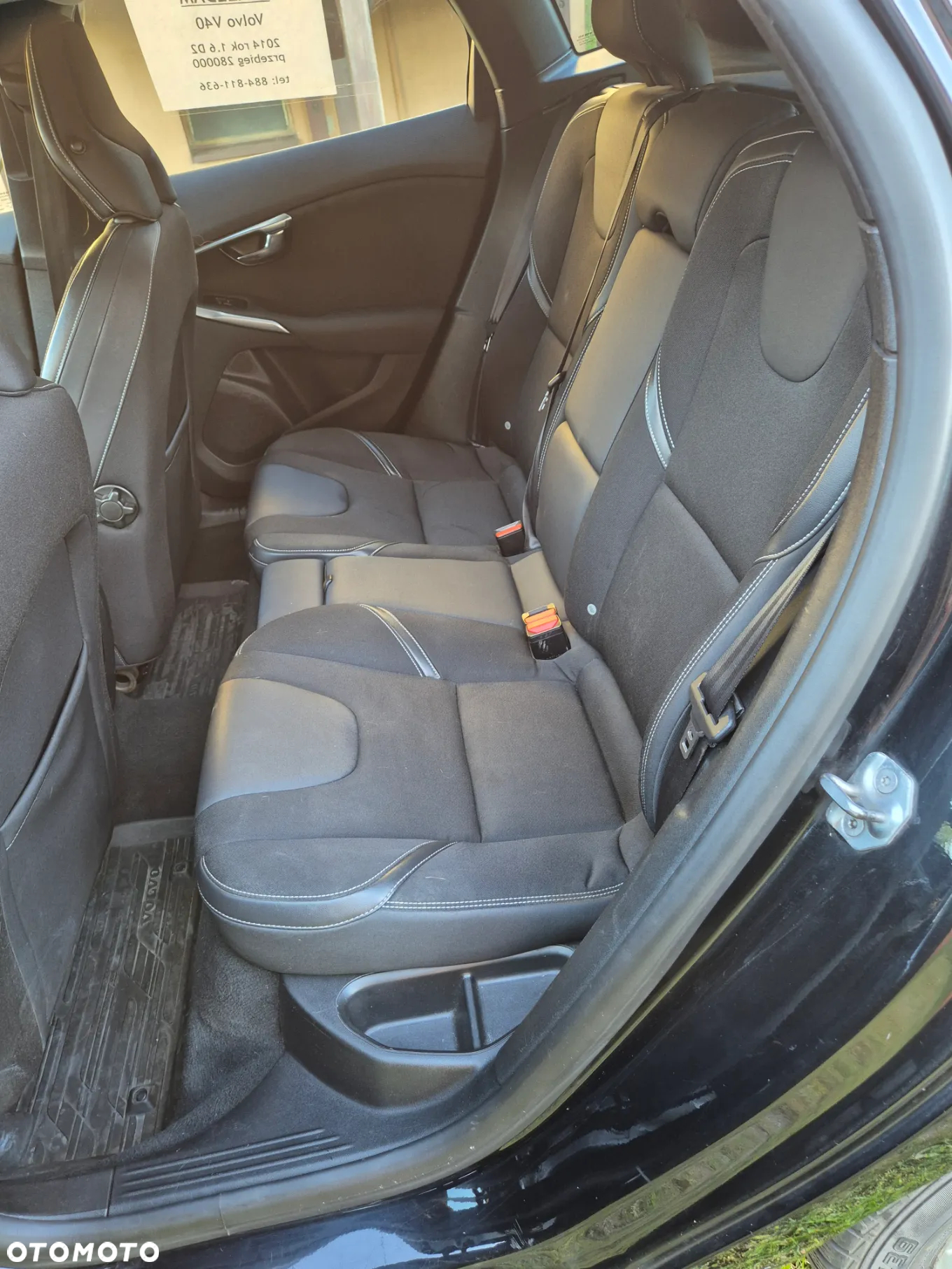 Volvo V40 D2 Momentum - 23