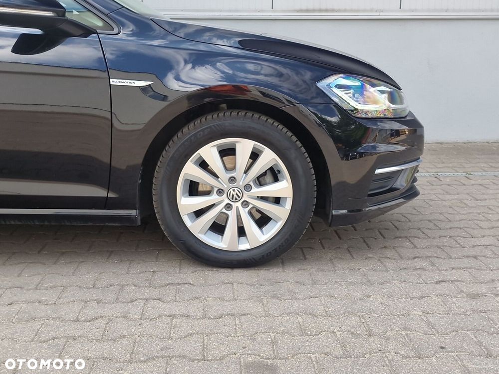Volkswagen Golf - 19