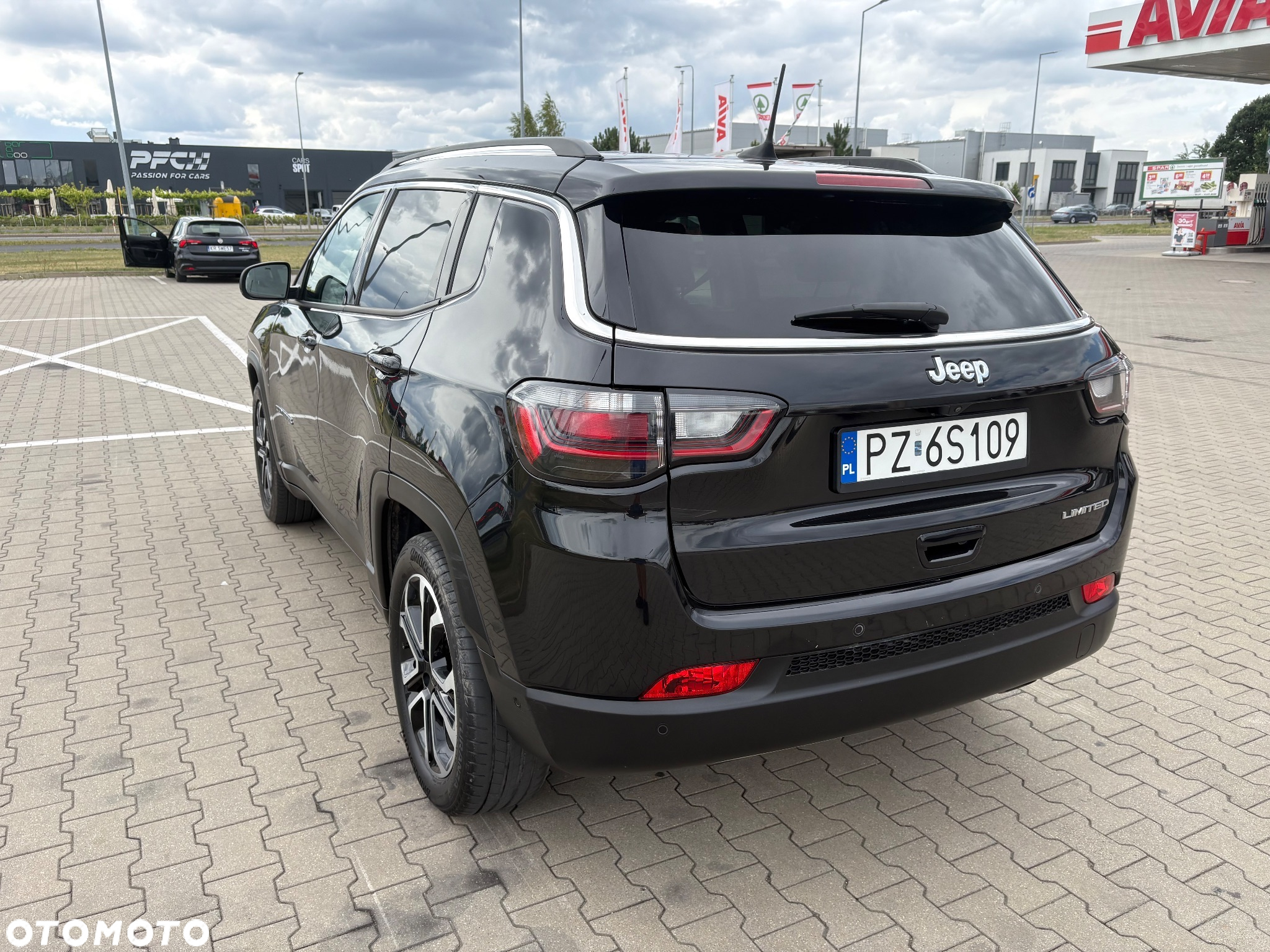Jeep Compass 1.3 T-GDI I4 Limited - 11