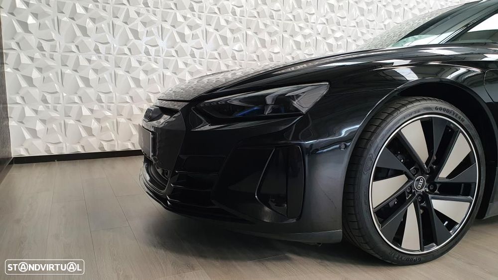 Audi e-tron GT quattro - 11