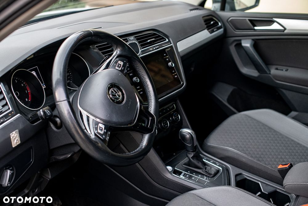 Volkswagen Tiguan - 4