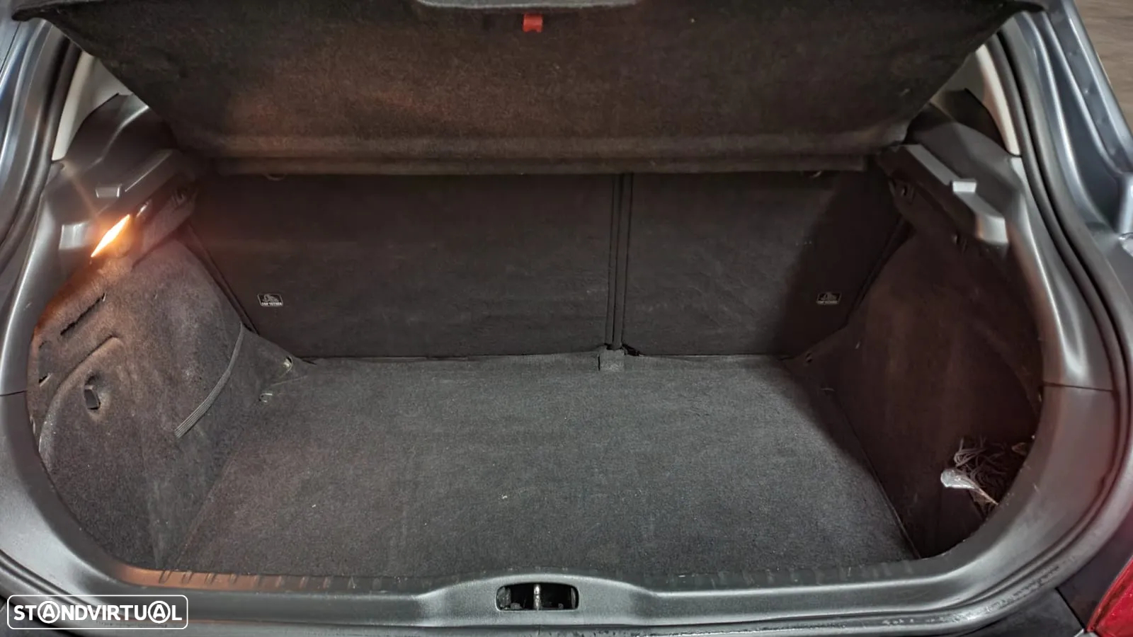 Peugeot 308 - 13