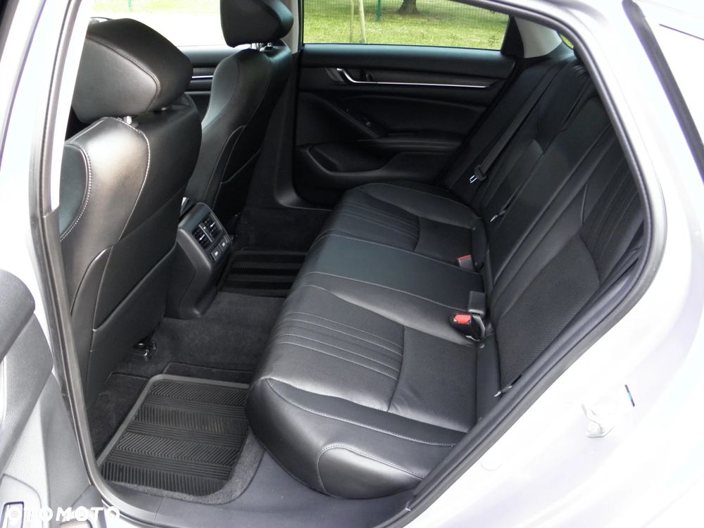 Honda Accord - 26