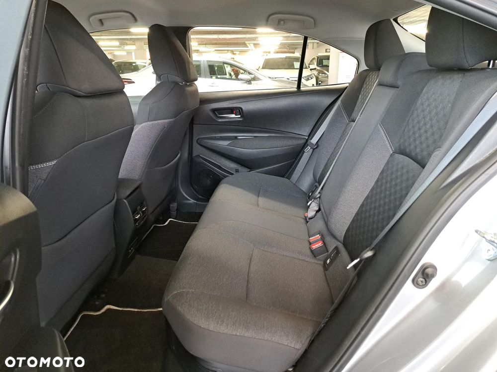 Toyota Corolla 1.8 Hybrid Comfort - 13