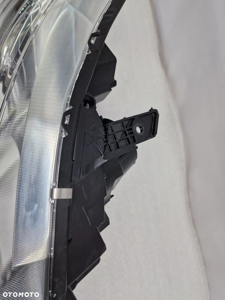 MITSUBISHI ECLIPSE CROSS PRAWA LAMPA PRZEDNIA PRZÓD FULL LED , NR STANLEY W3153 , NR AUKCJI LA449 - 9