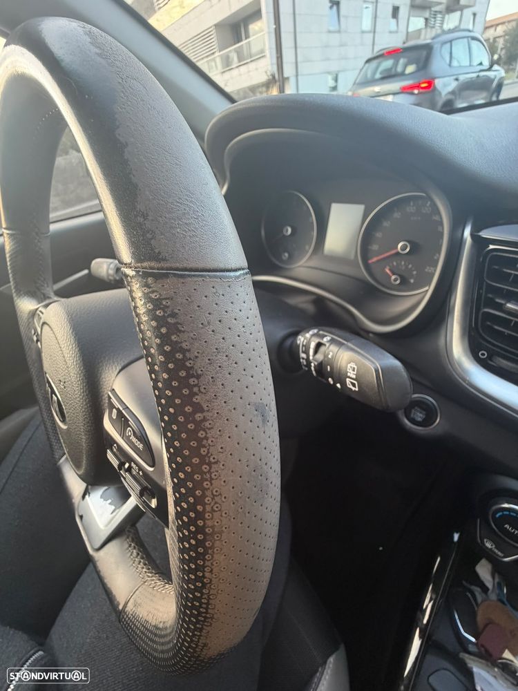 Kia Stonic 1.0 T-GDi EX - 6