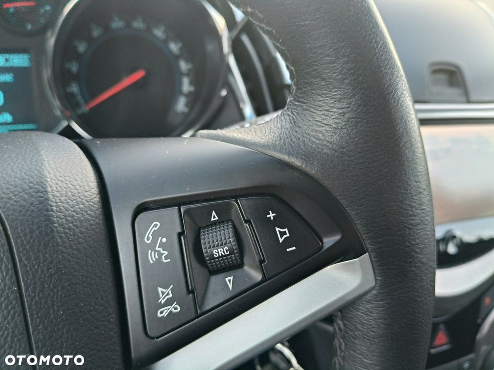 Chevrolet Cruze - 14