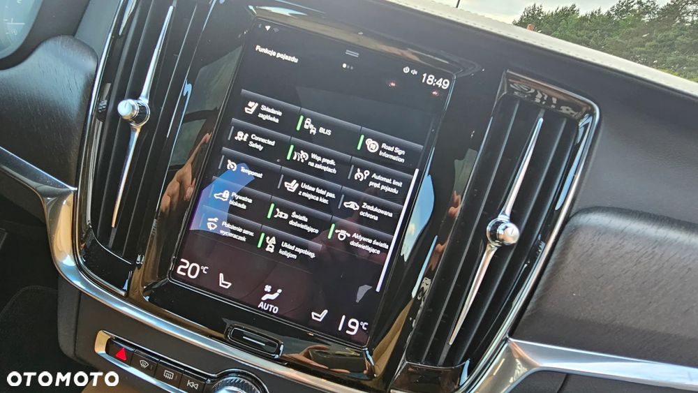 Volvo V90 Cross Country - 29