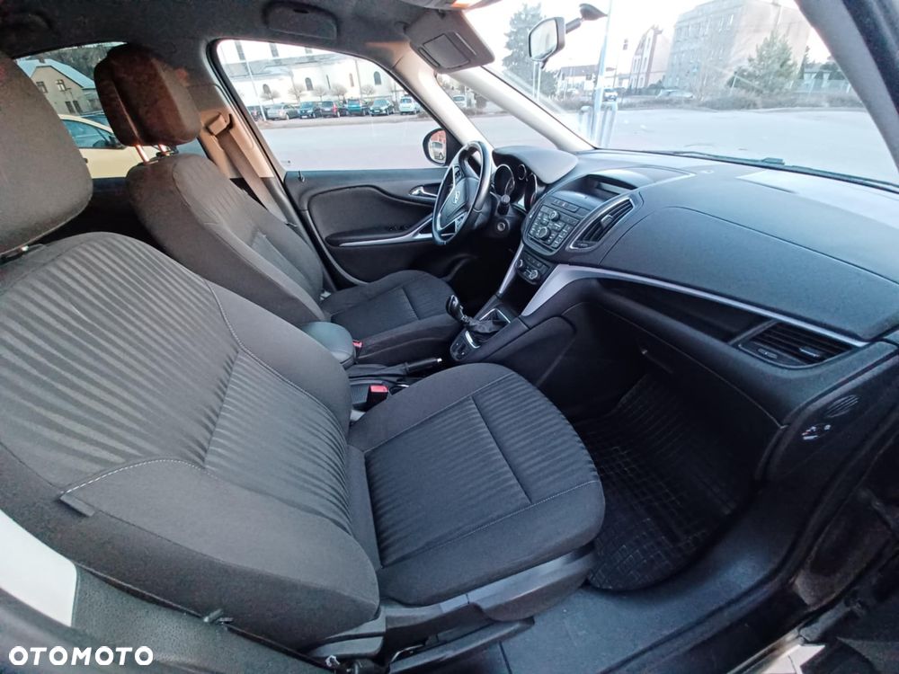 Opel Zafira Tourer 2.0 CDTI Edition - 19