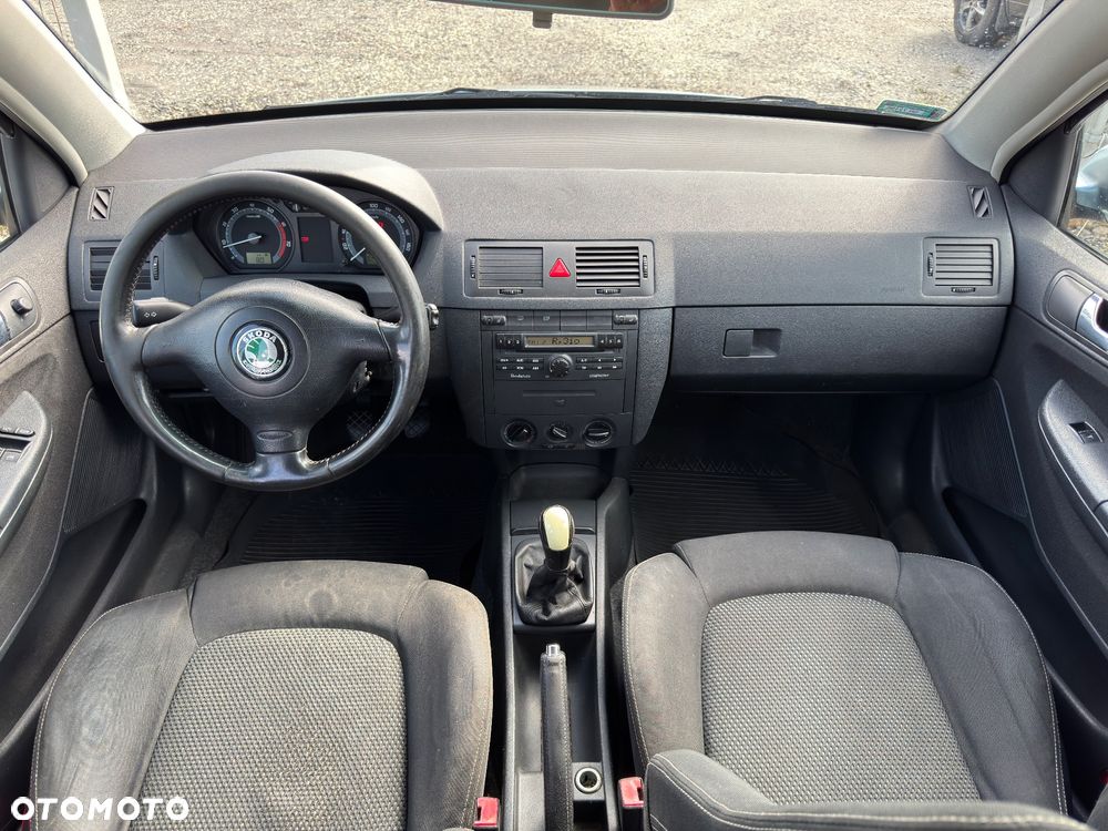 Skoda Fabia 1.4 16V Elegance - 22