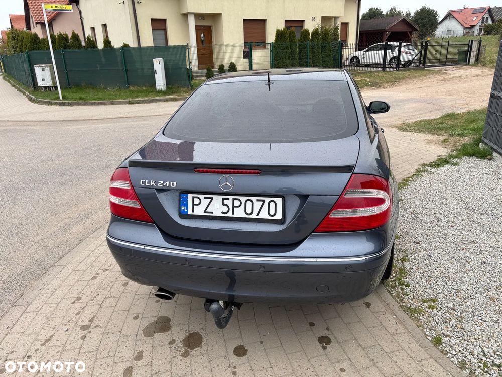 Mercedes-Benz CLK - 7