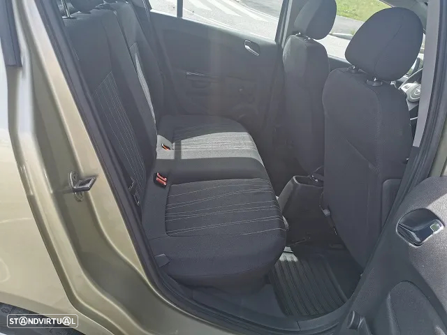 Opel Corsa 1.3 CDTi Enjoy EcoFLEX - 23