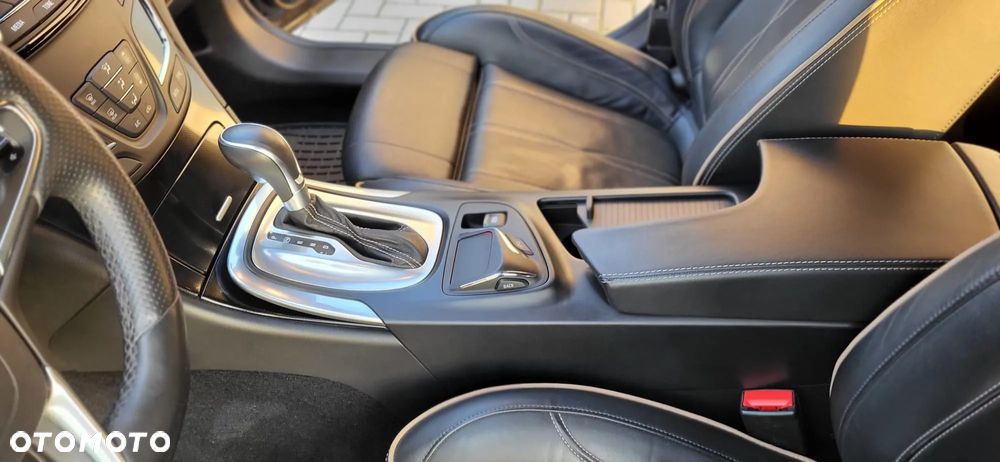 Opel Insignia 2.0 ECOTEC DI Turbo 4x4 Country Tourer Au - 20