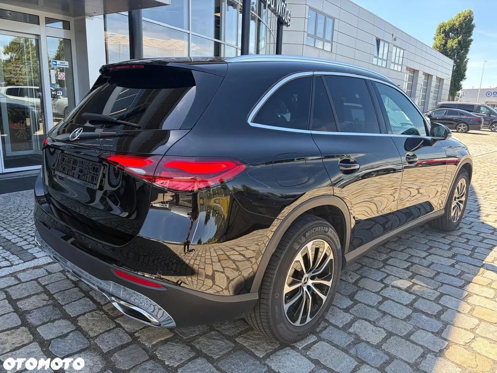 Mercedes-Benz GLC 200 4Matic 9G-TRONIC Edition Avantgarde - 4