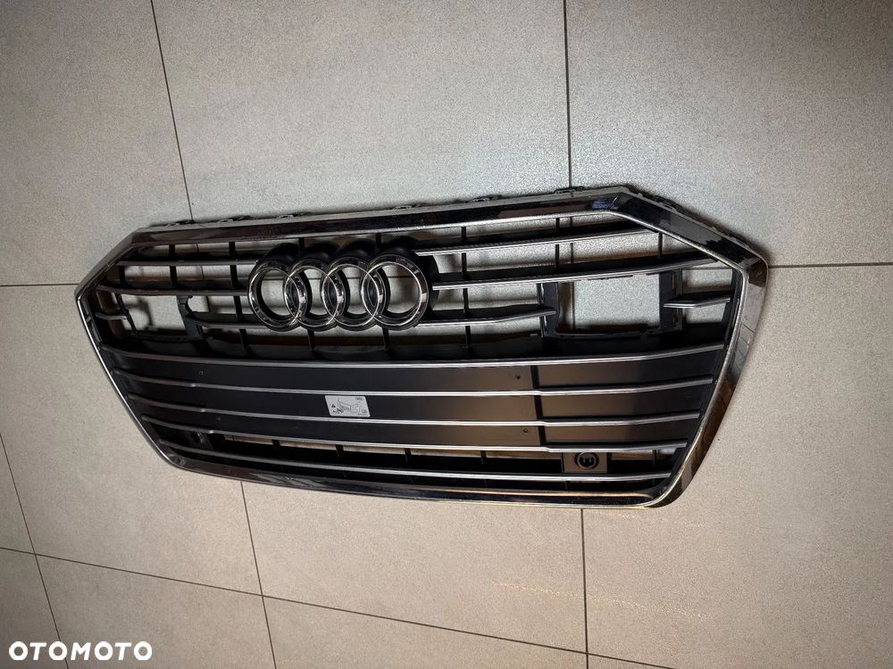 Grill Atrapa Audi A6 C8 S-line 4K0853651C - 3