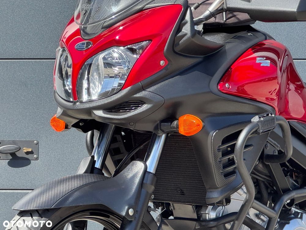 Suzuki V-STROM - 25