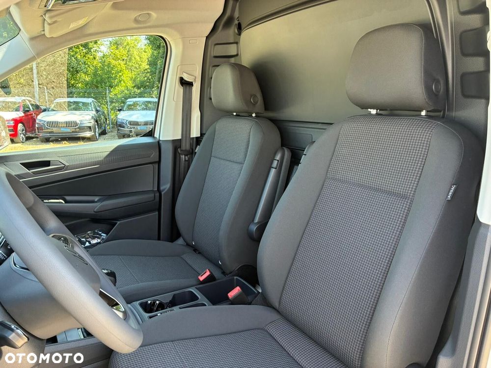 Volkswagen Caddy Cargo 1,5 TSI 116 KM manualna r. o. 2755 mm - 17