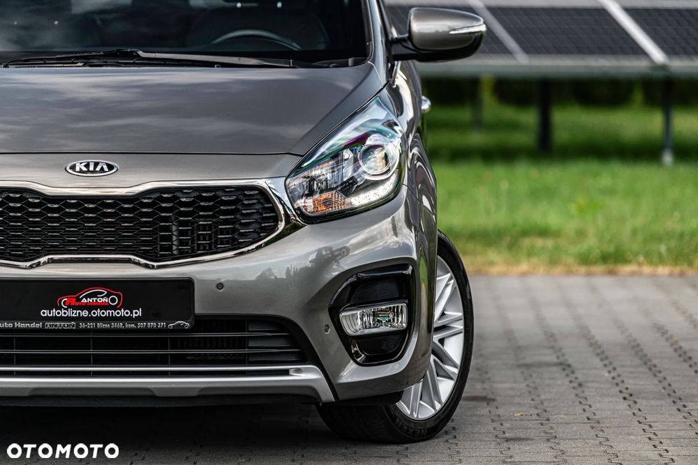Kia Carens 1.7 CRDi L 7os - 11