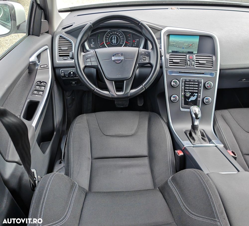 Volvo XC 60 D3 Geartronic Momentum - 7