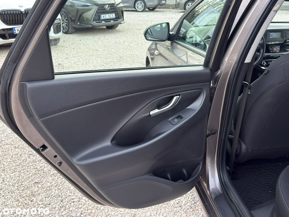 Hyundai i30 - 17
