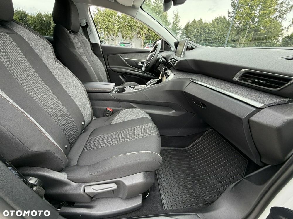 Peugeot 3008 1.6 BlueHDi Allure S&S EAT6 - 35