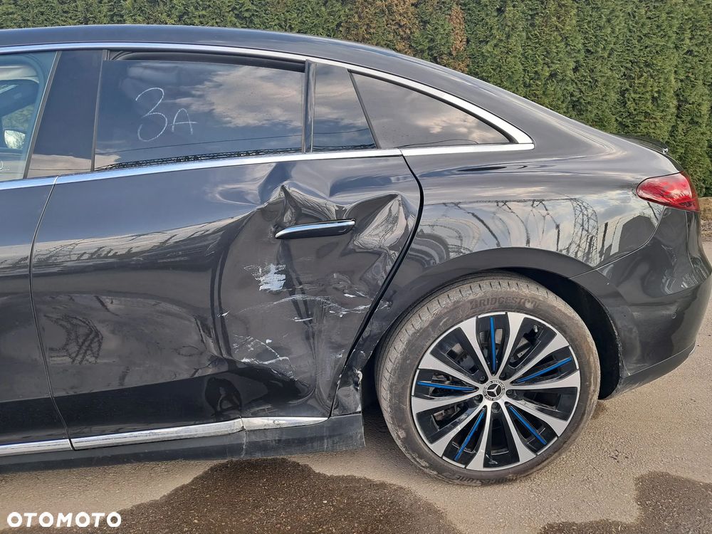 Mercedes-Benz EQE - 5