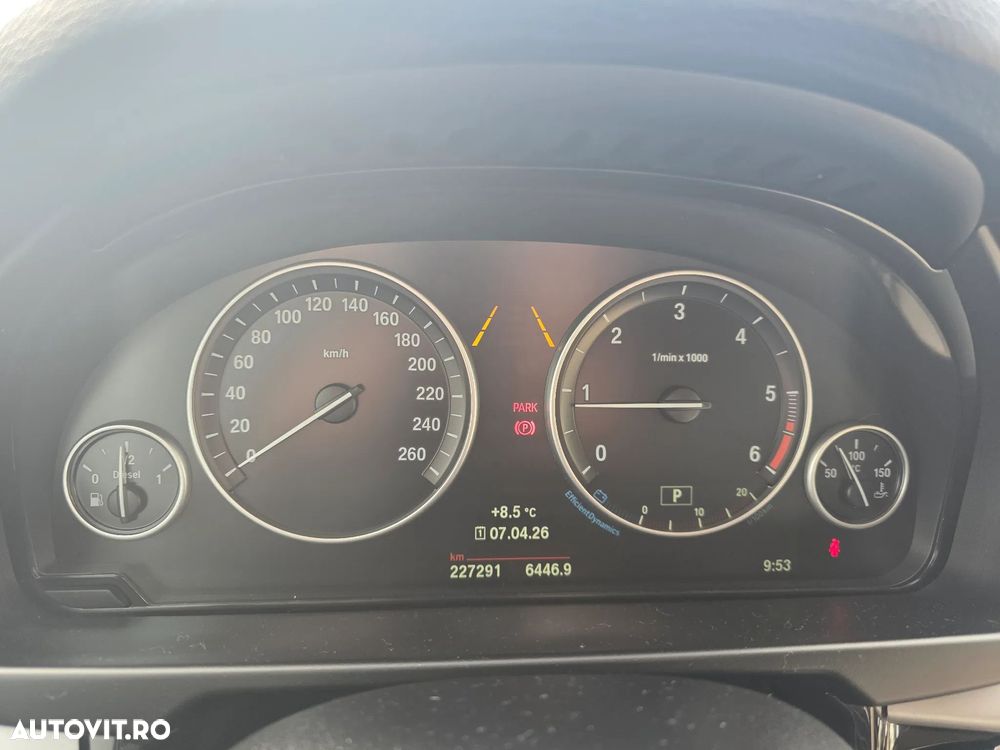 BMW X5 xDrive25d - 28