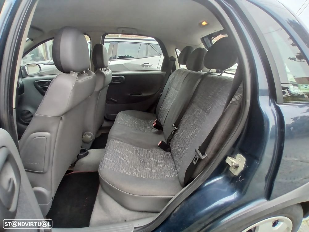 Opel Corsa 1.2 16V Confort - 7