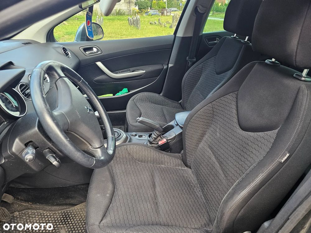 Peugeot 308 120 VTi Access - 11