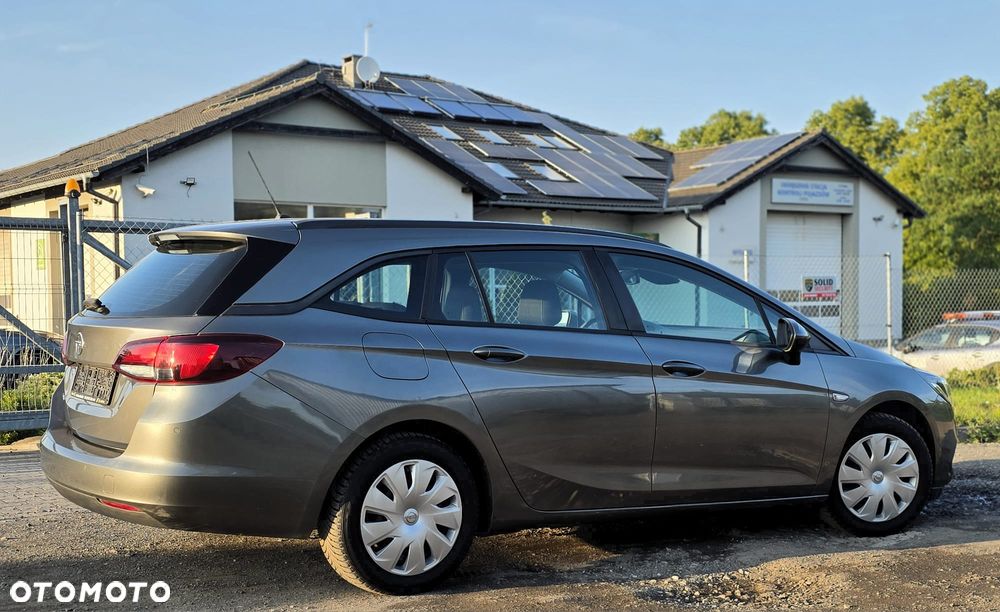 Opel Astra - 28