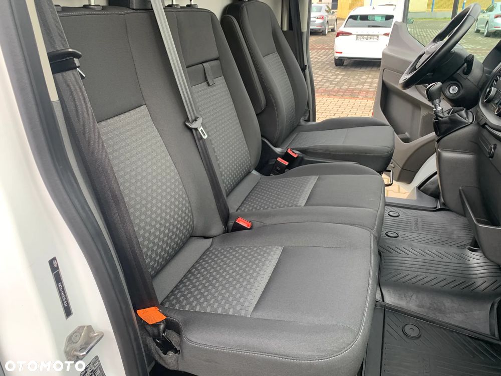 Ford TRANSIT 350 2,0 Ecoblue Trend 130KM L3H2 - 13