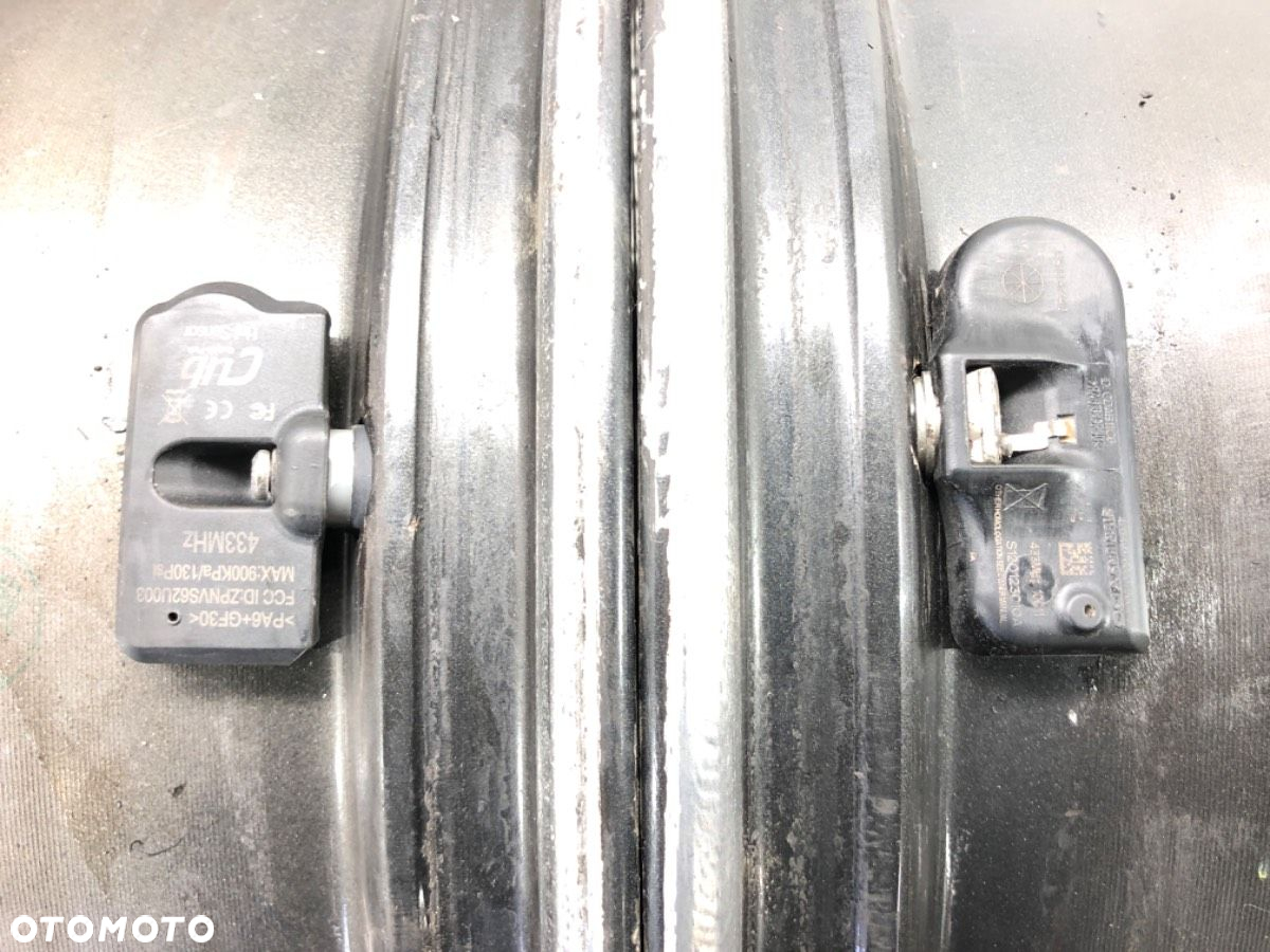 FELGI ALUMINIOWE KOMPLET 17 7.5J 5X114.3 ET60 ŚRODEK CENTR. 67 - 1043.00 PLN - MAZDA 6 Kombi (GH) - 8