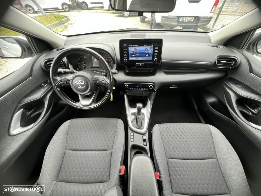 Toyota Yaris 1.5 HDF Comfort Plus - 21