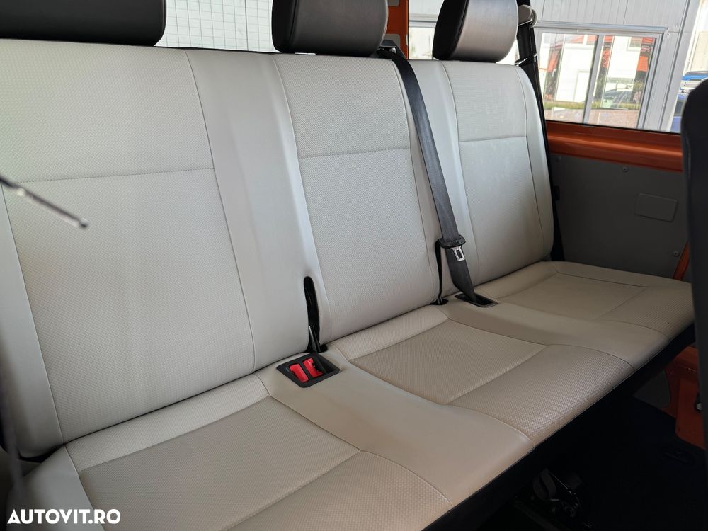 Volkswagen Transporter - 17