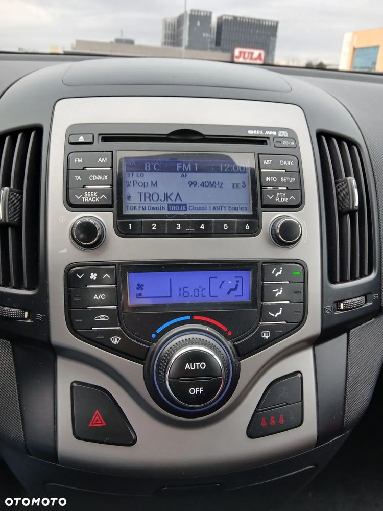 Hyundai i30 1.4 Classic + - 9