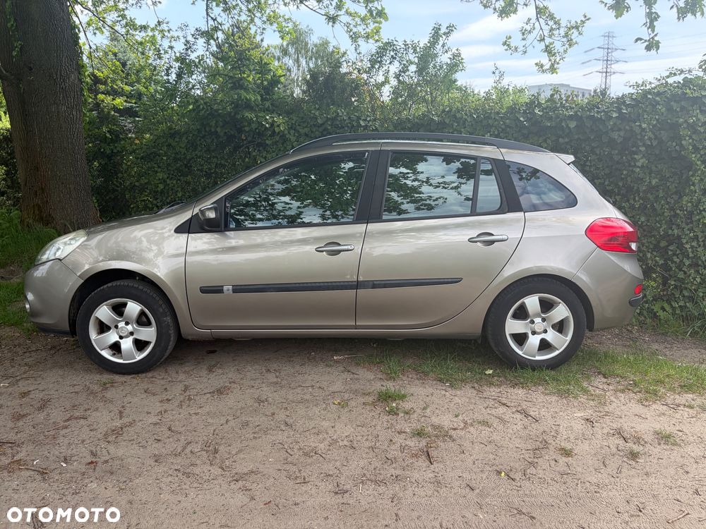 Renault Clio 1.2 16V Tech Run - 1
