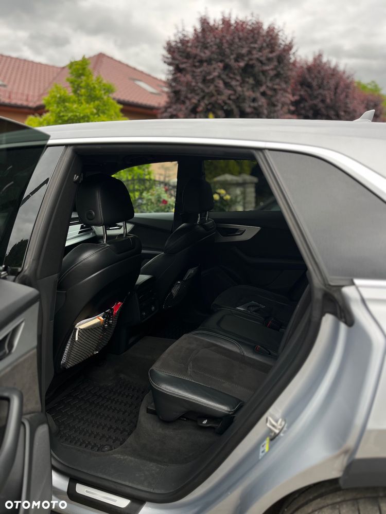 Audi Q8 - 6